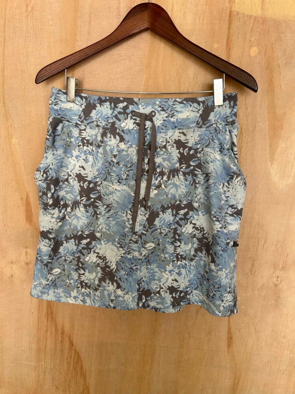 Marika Light Blue Floral Athletic Skirt